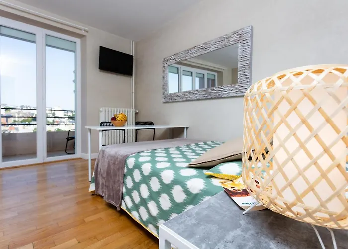 Cocon, Vue Rodez, Terrasse, Box, Musee Soulages Ροντέζ